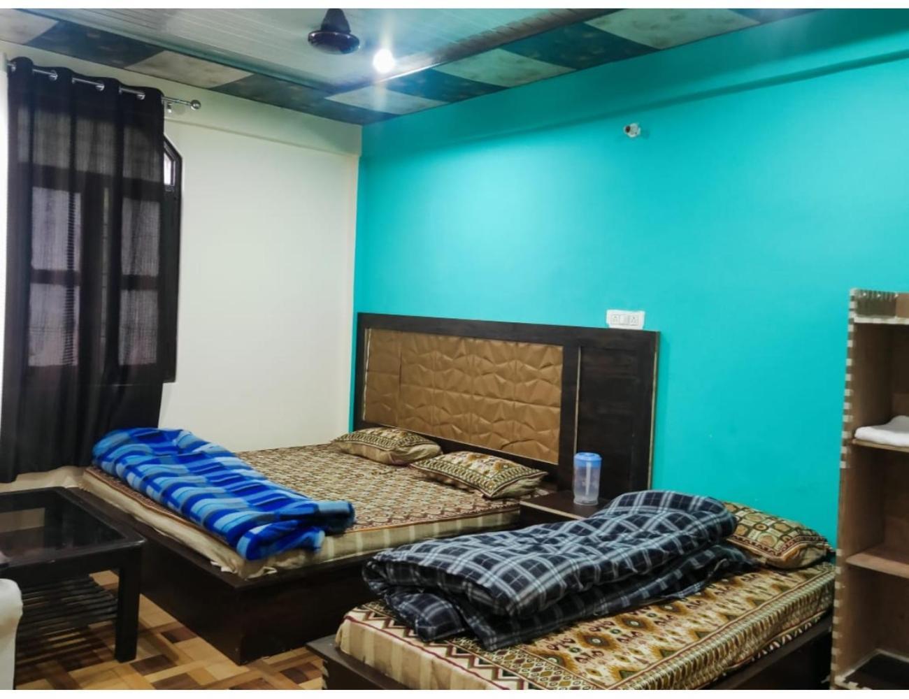 Priya Homestay, Bhyudar, Ghangharia Pandukeshwar Exterior photo